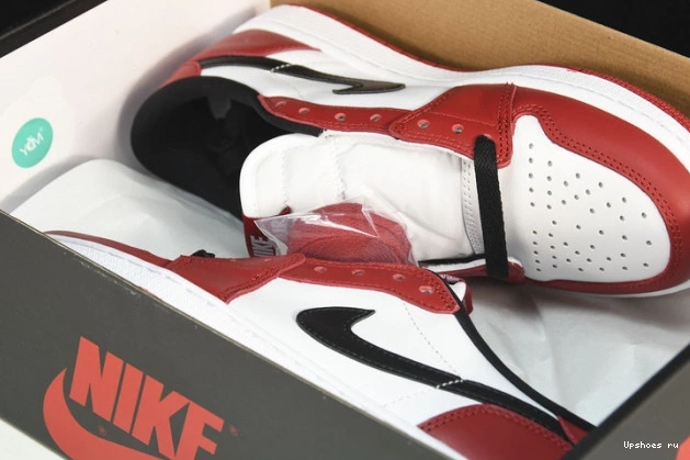    Low (2016) Jordan Chicago  705329-600 Retro 1 0501